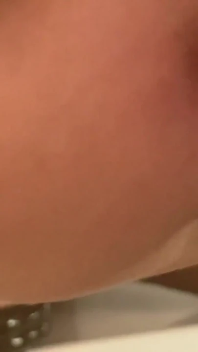 Napínavý okamžik z "Kompilace fetiš kouření"