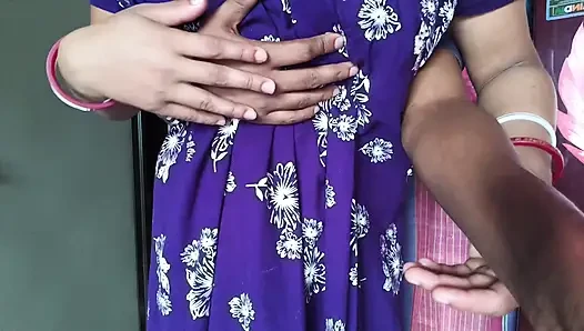 Als ich die Chance bekam, hatte ich sexx mit meinem Deshi Bhabi ganz energisch.
