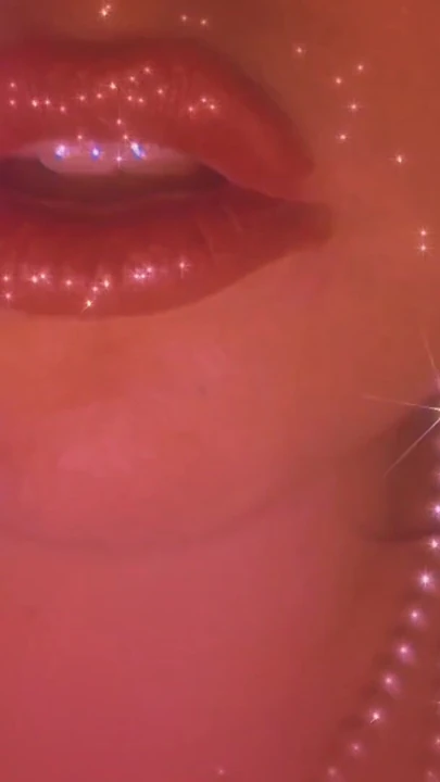 Iconic moment from "Goon for my Lips"
