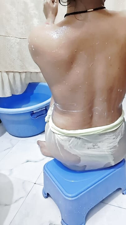 Indian sister-in-law's naked bathing video