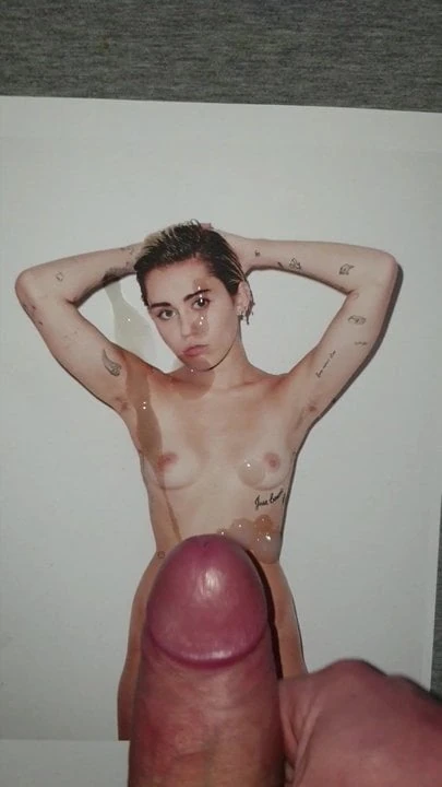 Miley Cyrus goza