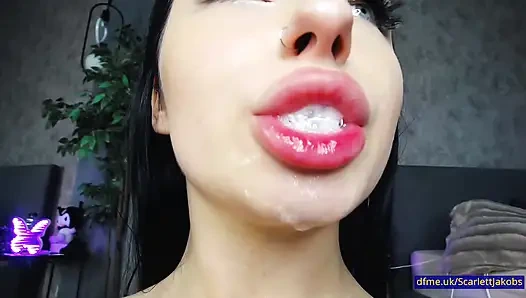 ScarlettJakobs Has the Kind of Charm and French Kisses That Keep You Watching