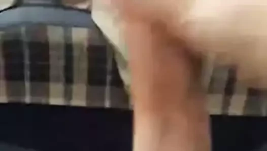 adam kendini oral seks verir