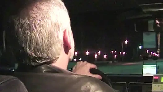 Wilde Taxifahrt: Heiße Nächte und Verführung