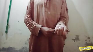 Faceless Washroom Tease - Slow Solo Moments
