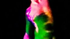 Matty Muse original desnudo bailando título disco infierno