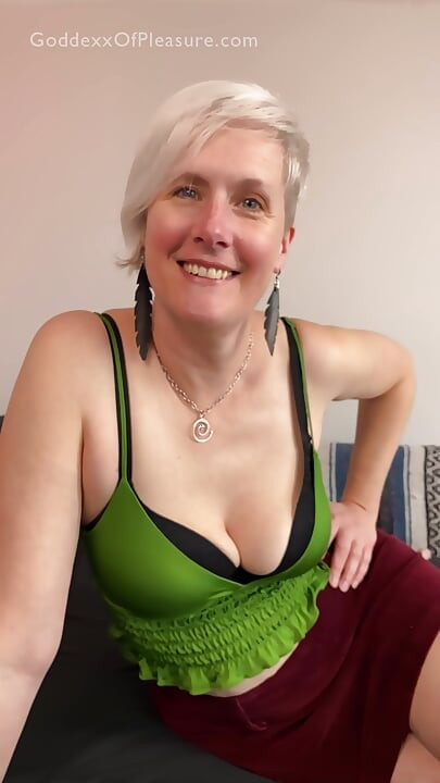 est Friend's Mom Gives Me A JOI To Get Back At Him - Hot MILF JOI