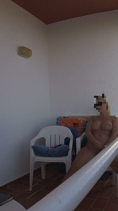 Mutual masturbating on balcony | Clip 1