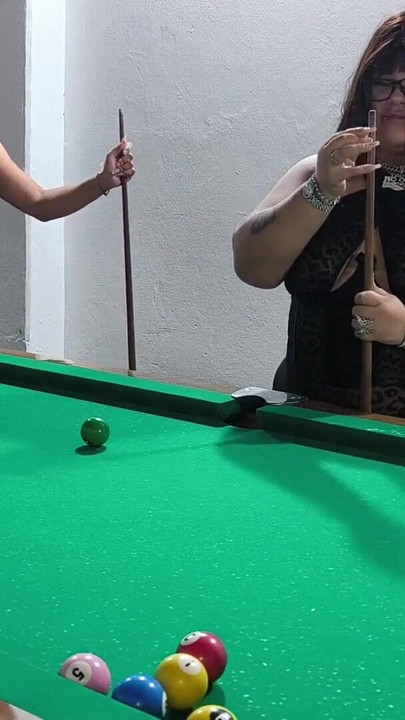 Playing with her friends in pool | Clip 1