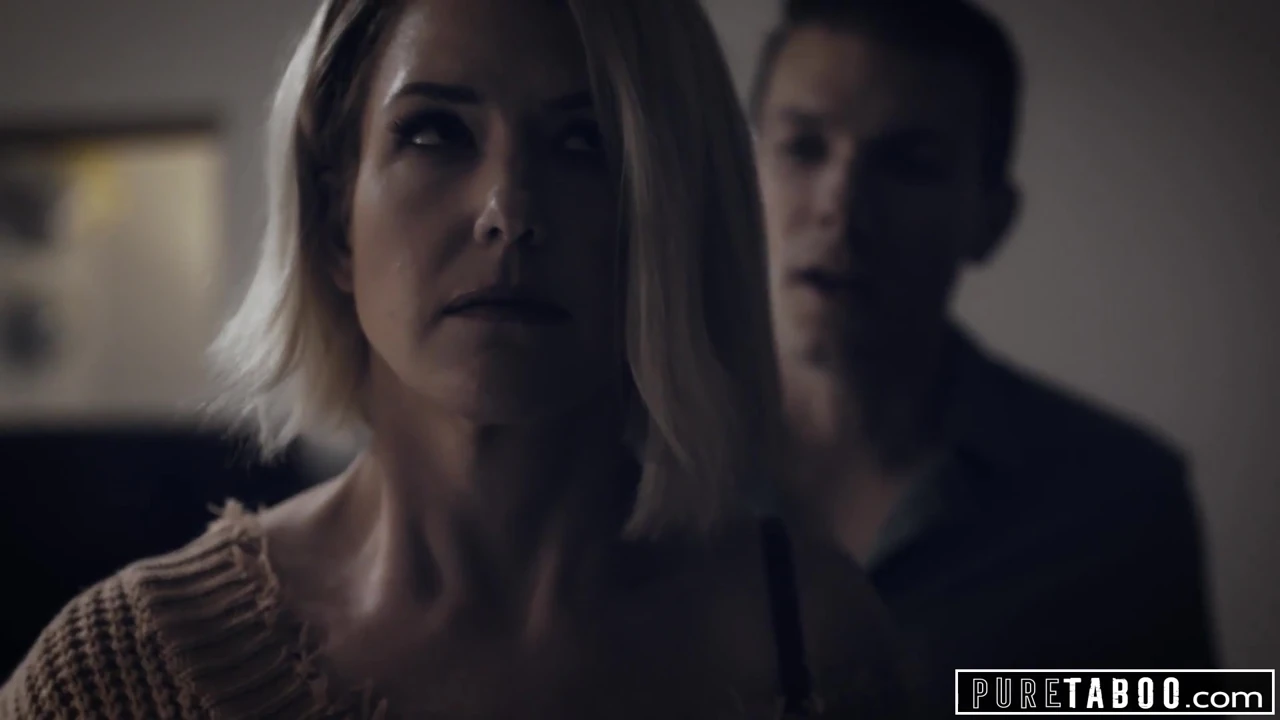 PURE TABOO Stepmom Helped Injured Step Son Pleasure Himself