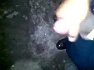 言葉を言う男がしごく