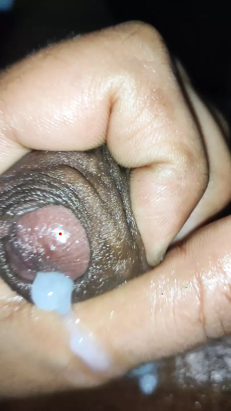 Esposa follada por marido amigo masturbándose después de ver esposa follar