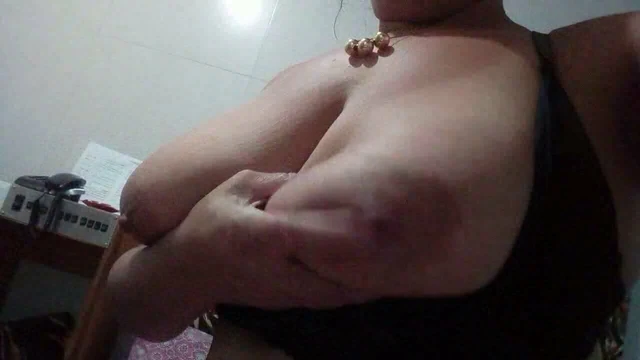 Tetona Milk Saggy Tis 1
