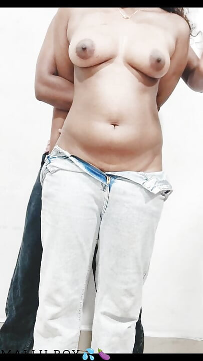 เย็ดสาวเพื่อนบ้านพร้อมคุยเรื่องสกปรกทําให้น้ําแตก