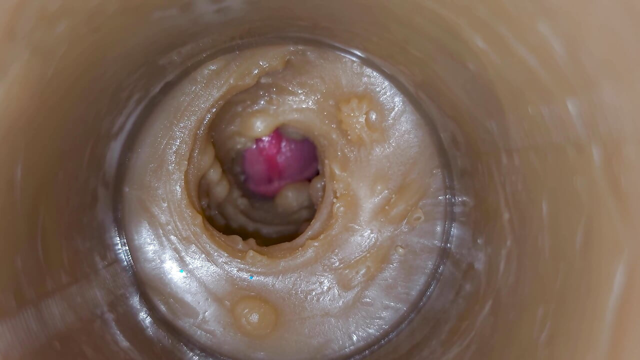 Precum squiring in my pissy - Igračka kamera u pički 4K. Ekstremni krupni plan!