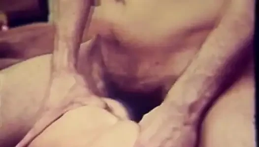 Azgın seksi kızlarla klasik grup seks
