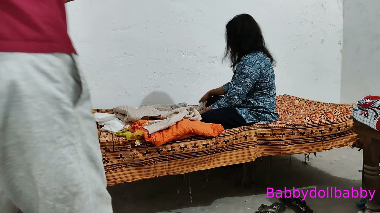 seksi aanti apne sautele bete ke dost ko seks ke lie pesh karti hai