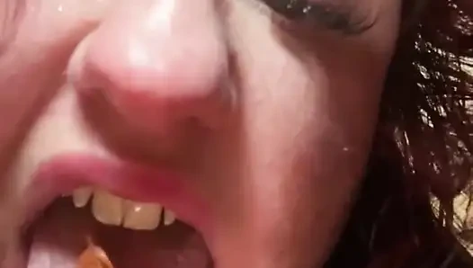 Giantesss Tiny Man Fruit Snack