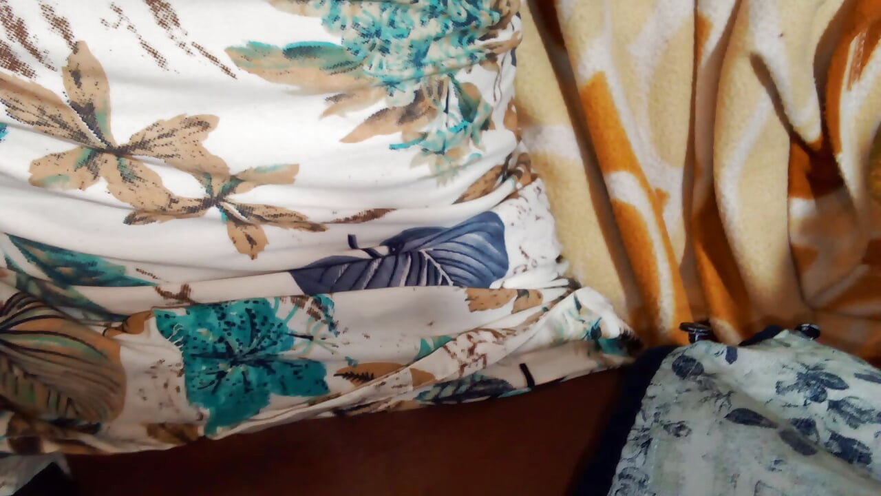 Stepmother slept together tonight with her daughter