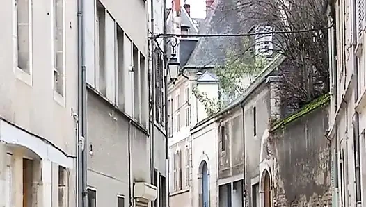 Fransa'dan büyük götlü zenci kadın büyük yarağı nasıl boşaltacaklarını biliyor