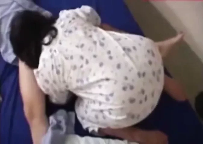 日本 Bbw 成熟的妈妈，而不是她的儿子