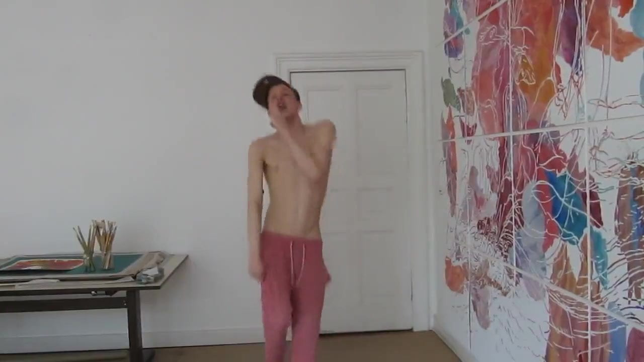 TWINK IS ALWAYS HUNGRY FOR RAW COCK