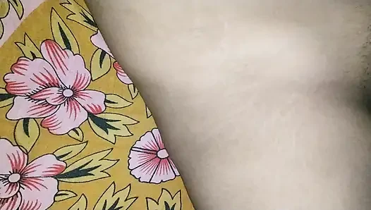 desi cute girl pink pussy.....