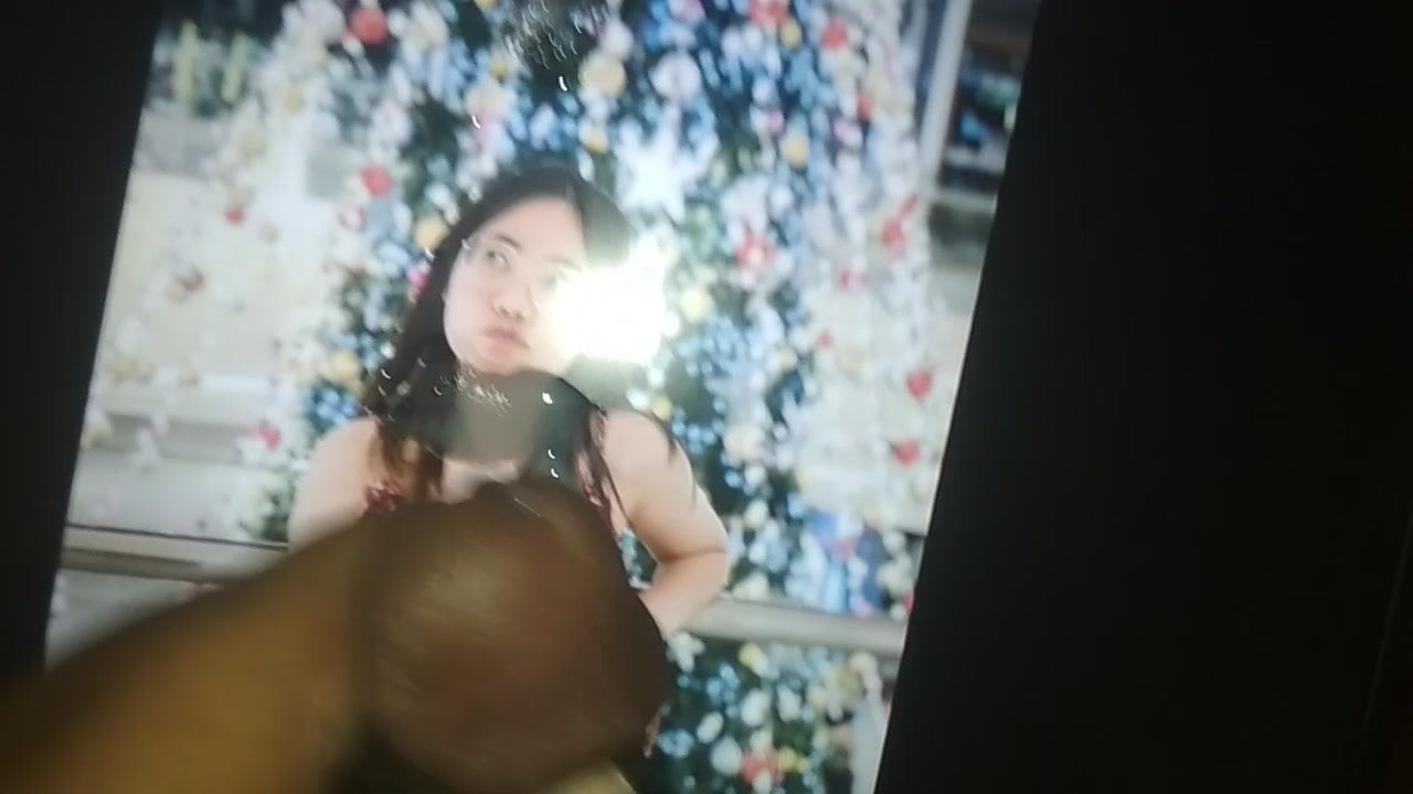 为我的亚洲荡妇cathrene射精并吐口水
