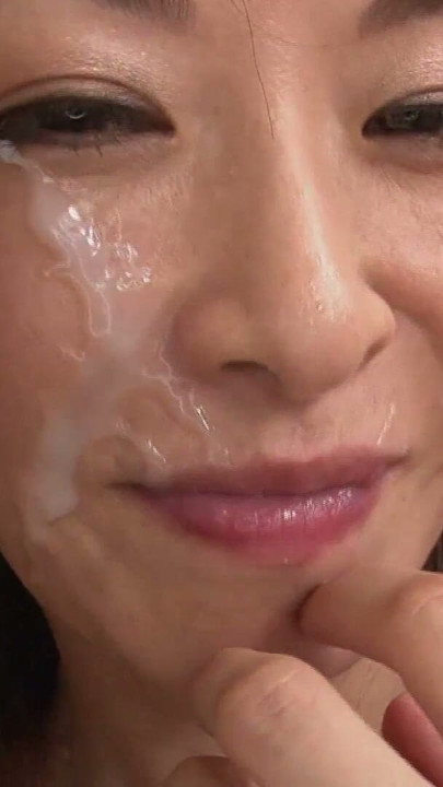 JAPANESE BABE RIDES A CHUNKY COCK ON THE SOFA AFTER SUCKING | Clip 2