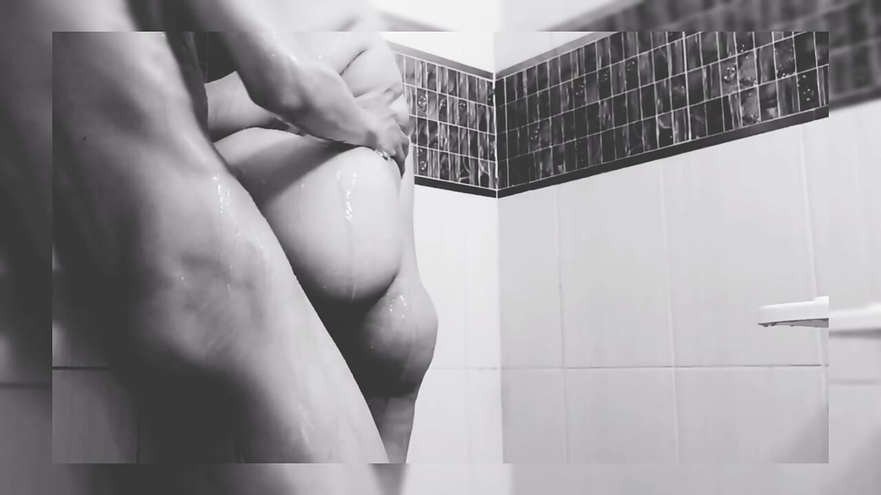 Herojska crna video serija
