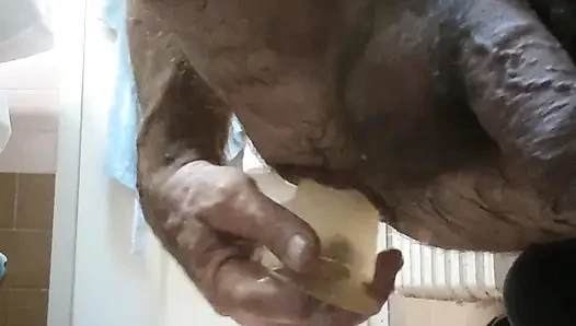 Dildo: Vay, ne hızlı bir sevişme. Giyinmeye başladım ama kendimi öyle hissettim... Mmmmmmm