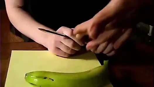 Fotzensaft bedeckt banane