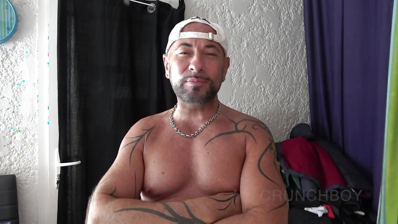 Slt da trắng bị đụ thô bạo bởi Ả Rập Buig Bulge