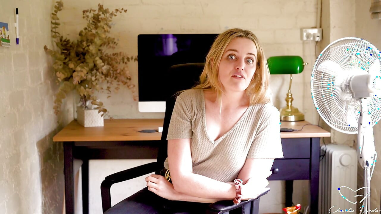 Négyszemközt: Pornó szerkesztése Charlie Forde-dal