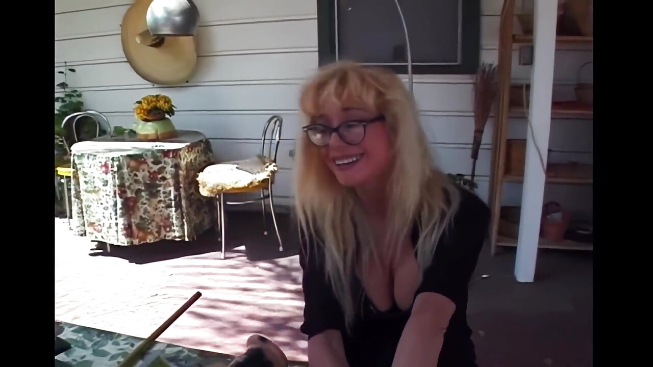 Celine Maxima Prințesa și dorințele ei nebunești