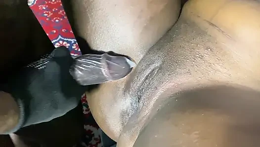 Sevimli kraliçe zenci gece için büyük siyah yarağımı istiyor