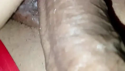 Скрытое видео хвоста зрелой матери сзади