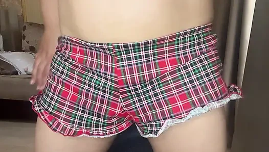 Kızıl saçlı üvey anne sürtük tıraşsız amına tekrar mastürbasyon yapıyor