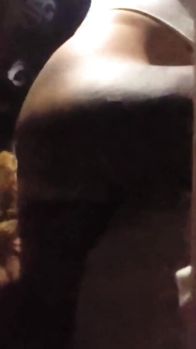 Ateşli Evli Kadın Yarak Sürtüğü "elsalicious" Iki Bağımlı