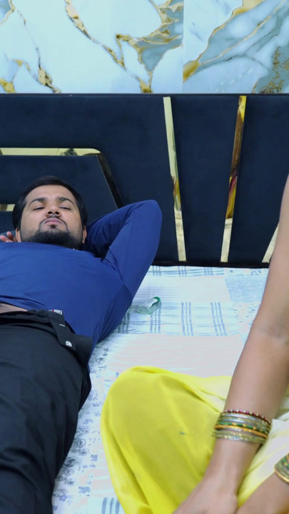 Makan mailik ne room dene ke bahane kar di chudai | Clip 1
