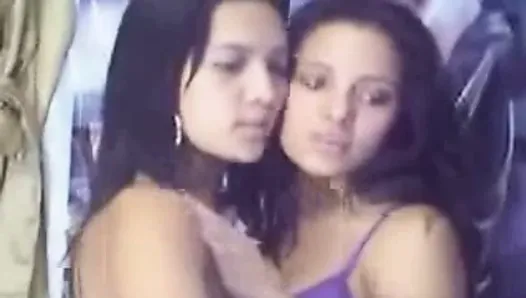 Two Thai Lesbian Amateurs Licking Each Other F70