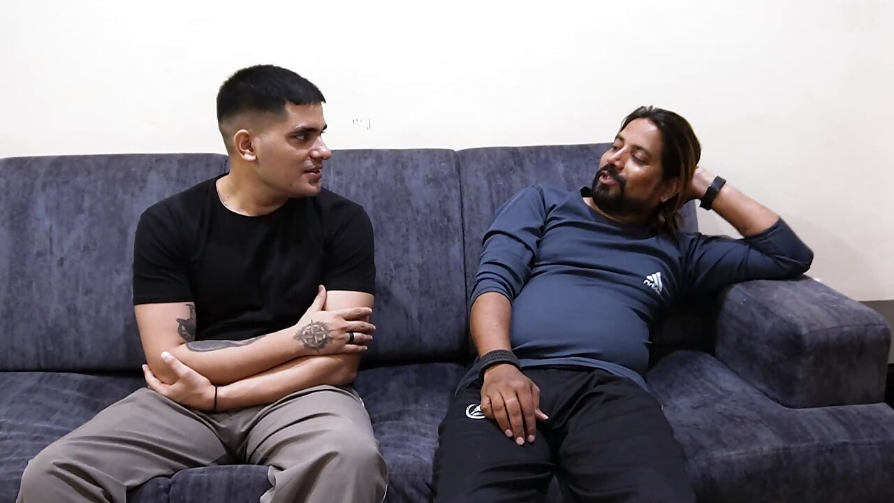 TWO SEXY INDIAN DESI BOYS FUCKED HARD A INDIAN DESI GIRL, HARDCORE THREESOME CUCKOLD