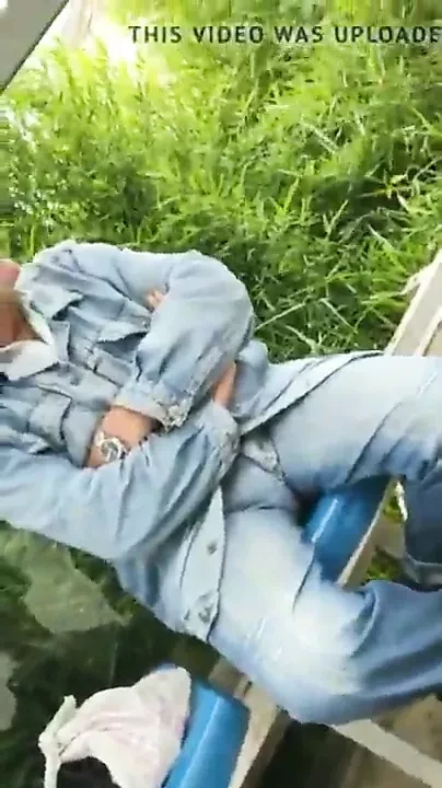 hot older man (no nudity)