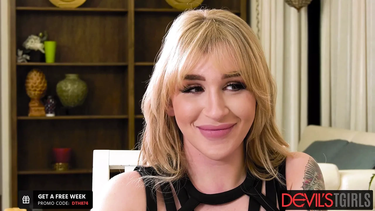 Lena Moon and Angelina Please share cocks for Dessert