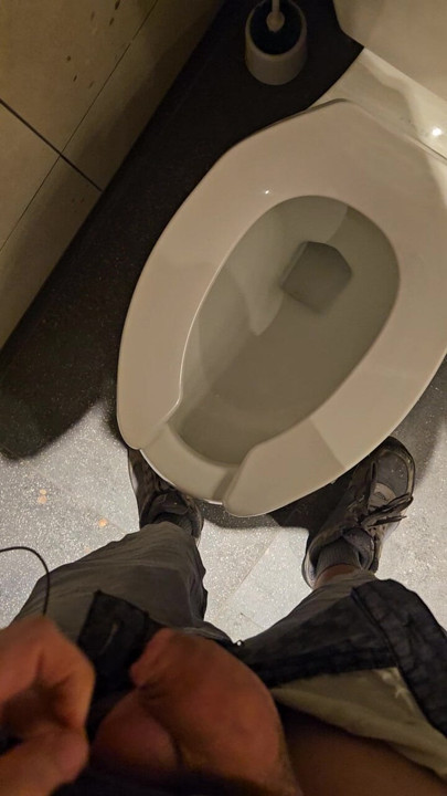 Healthy White Piss At Work hehe Felt So Good pulling it out from my tight shorts and releasing my huge balls