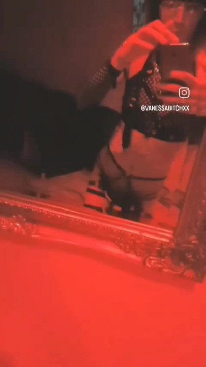 Dés🎲CloSe VaneSsaBiTCHX ParisChienneTrvProd⁷⁵⁷⁷ AMPHiBiSauna