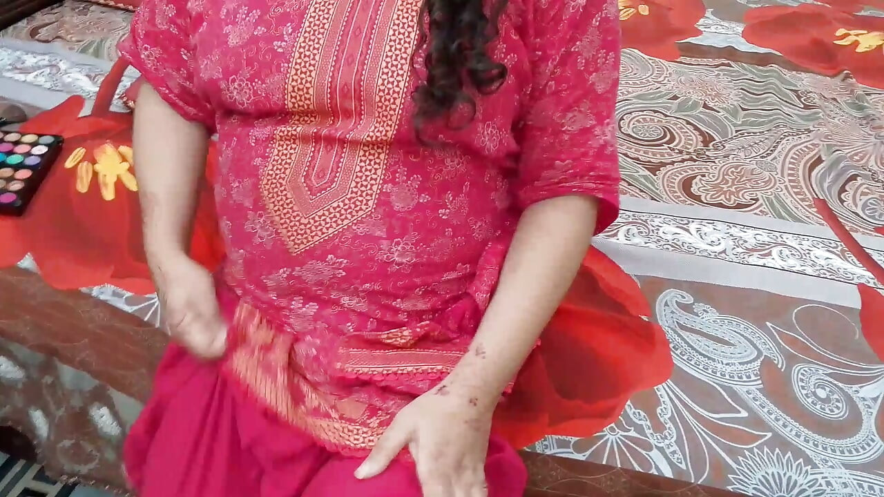 Une belle-mère indienne séduit son beau-fils
