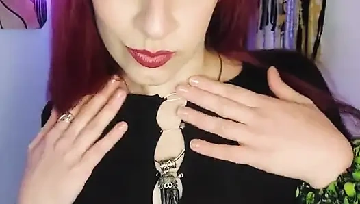 Shyyfxx, deine unerättliche schwägerin verführt dich mit ihren engen strumpfhosen und riesigem arsch!