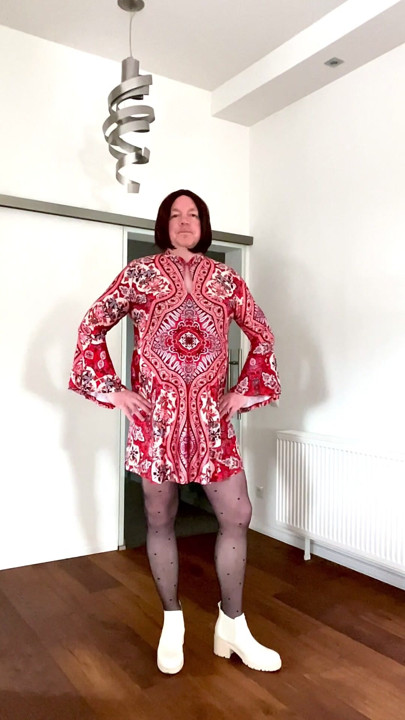 Nicki-Crossdress Ny kjole