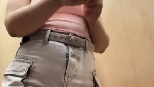 Экстремальный трах-анал в примерочной